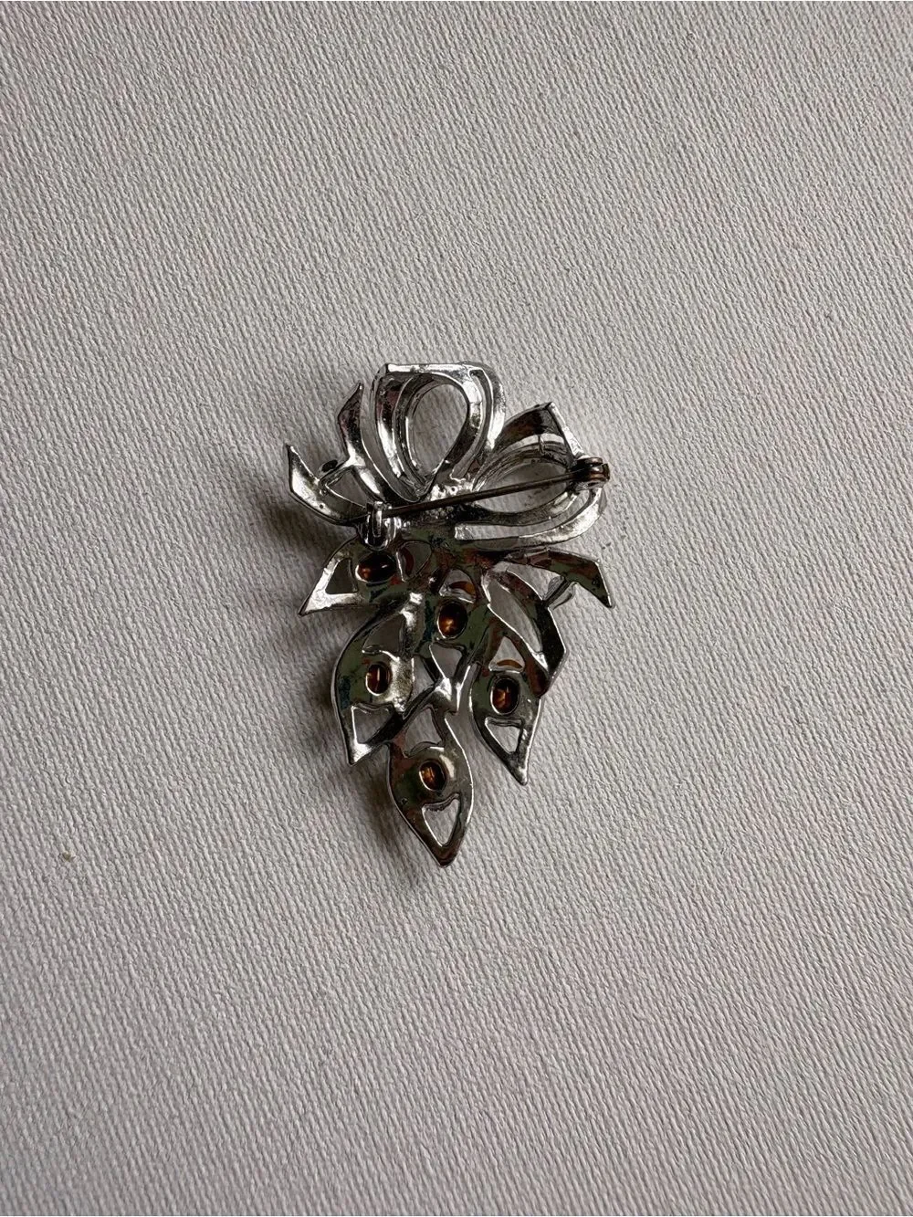 Vintage Silver Floral Crystal Brooch Pin Retro Rhinestone Statement Jewelry
